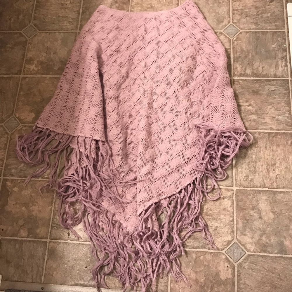 Purple/pink shawl